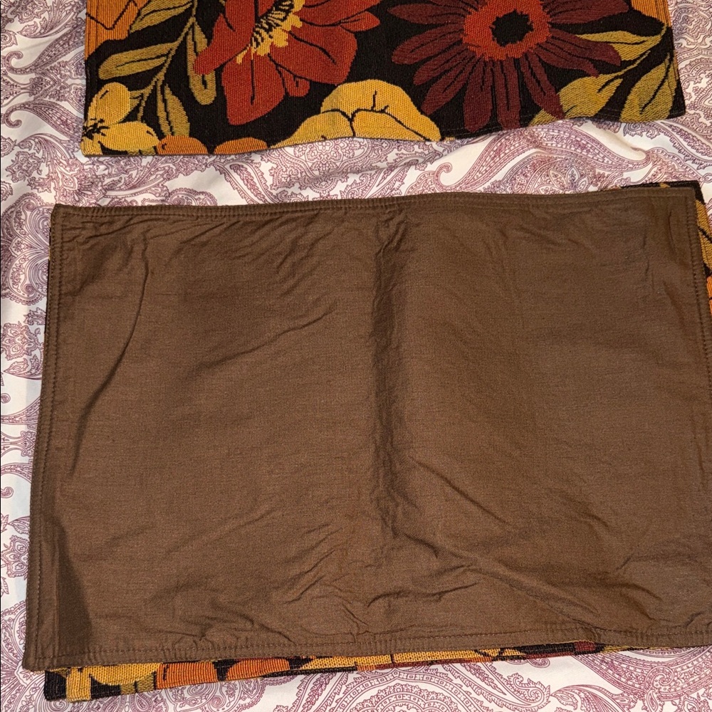 Source Unknown Floral Kitchen Placemats Black, Red, Orange, Yellow, Green - Picture 3 of 8